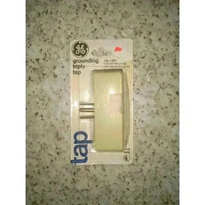 Vintage Grounding Triple Tap 15A-125V GE1740-21D Ivory